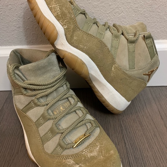 Jordan 11 Retro ‘OLIVE LUX - Picture 3 of 13